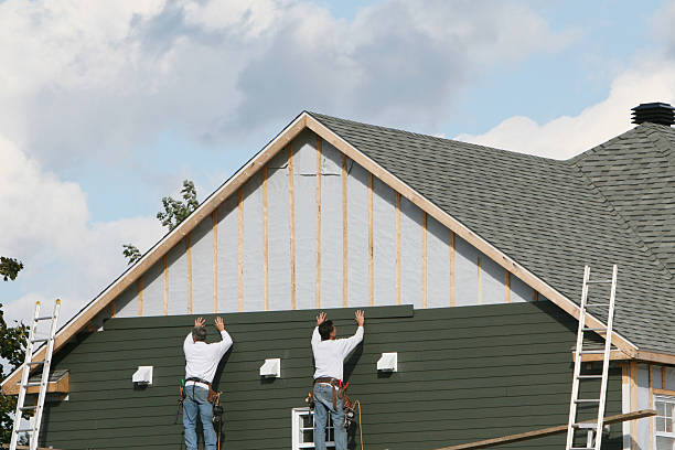 Professional Vinyl Siding technician working in Flinton, PA